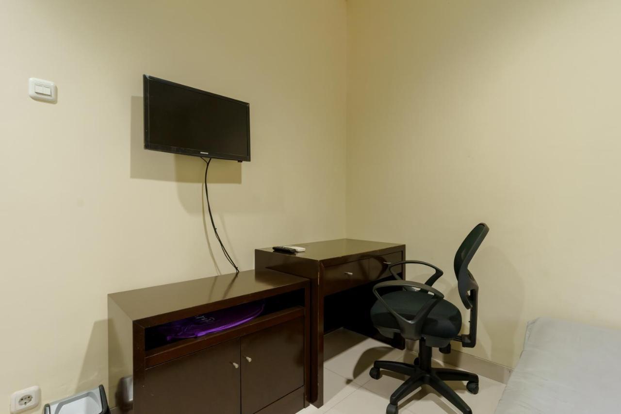 Dago Suites Syariah Cikarang Mitra Reddoorz ブカシ エクステリア 写真